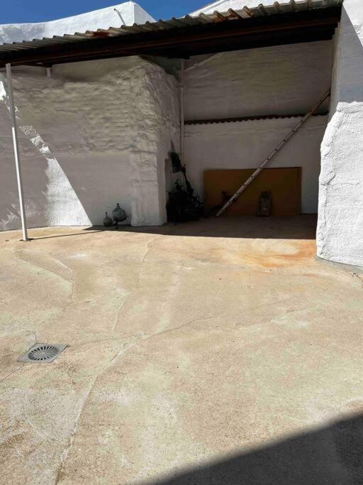 Agradable Casa Con Chimenea Interior Y Barbacoa. Βίλα Graja de Iniesta Εξωτερικό φωτογραφία